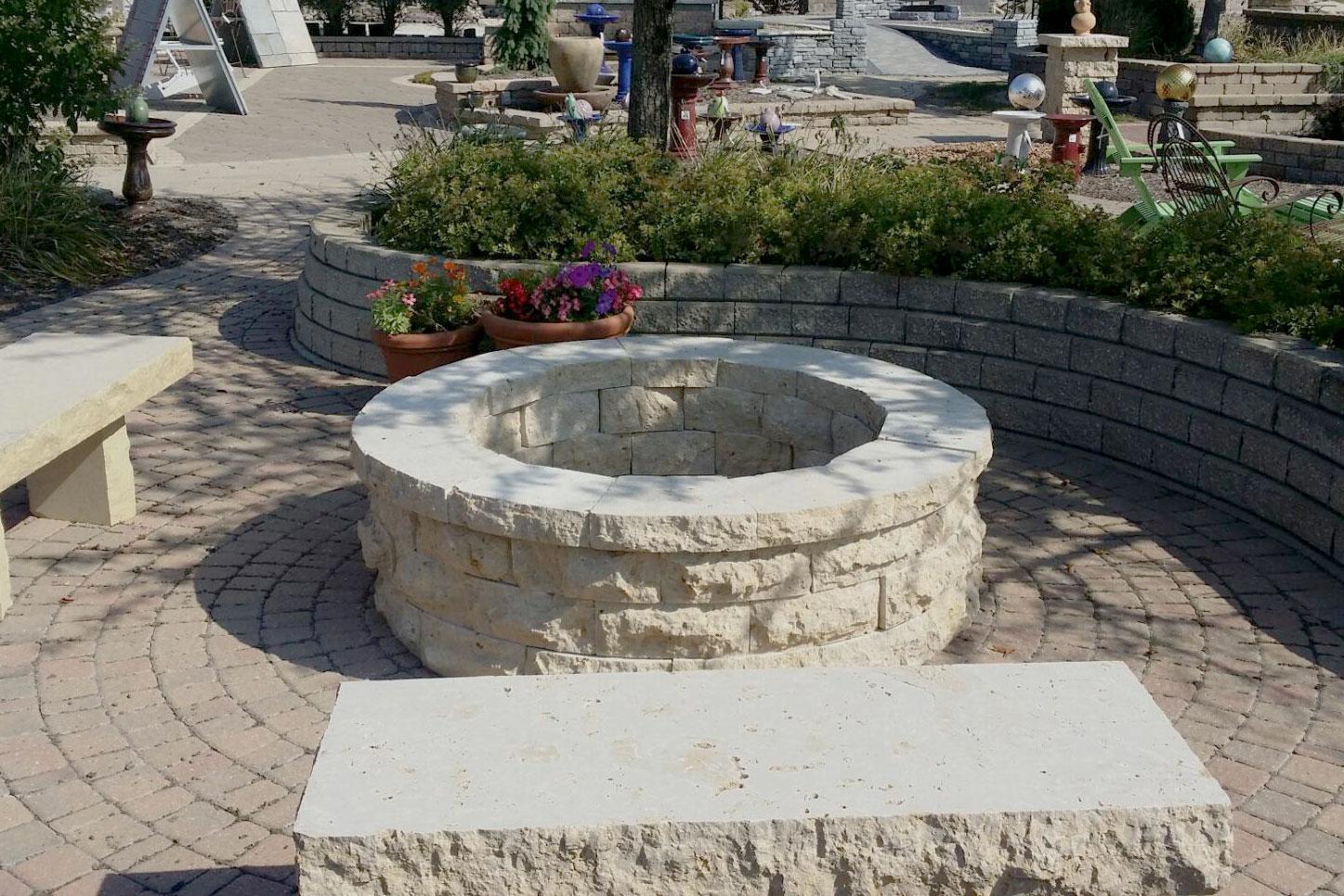 Fischer Mountain Bluff Fire Pit Compact View