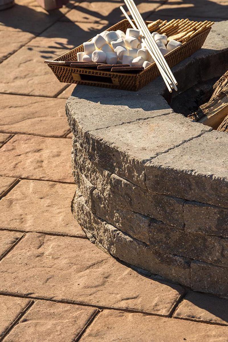 Valencia Sandlewood Firepit