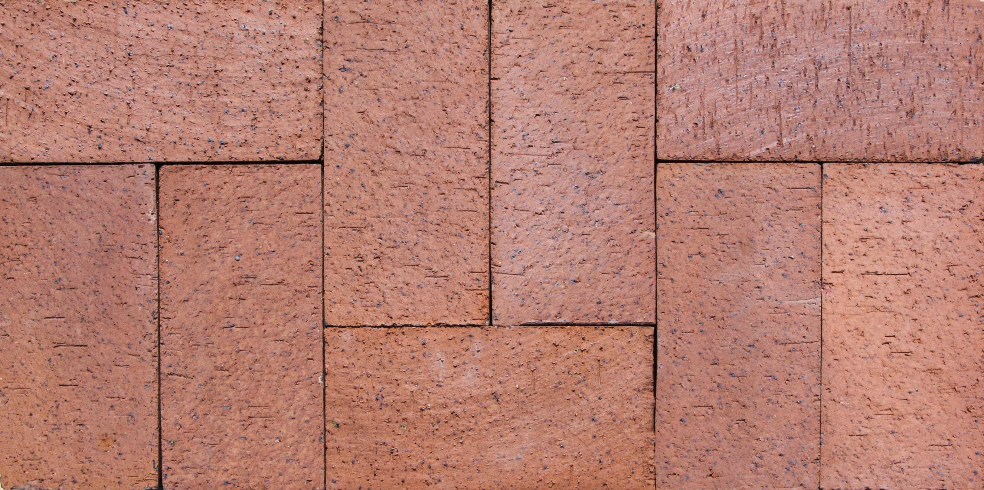 Yankee Hill Light Iron Spot Paver Compact View