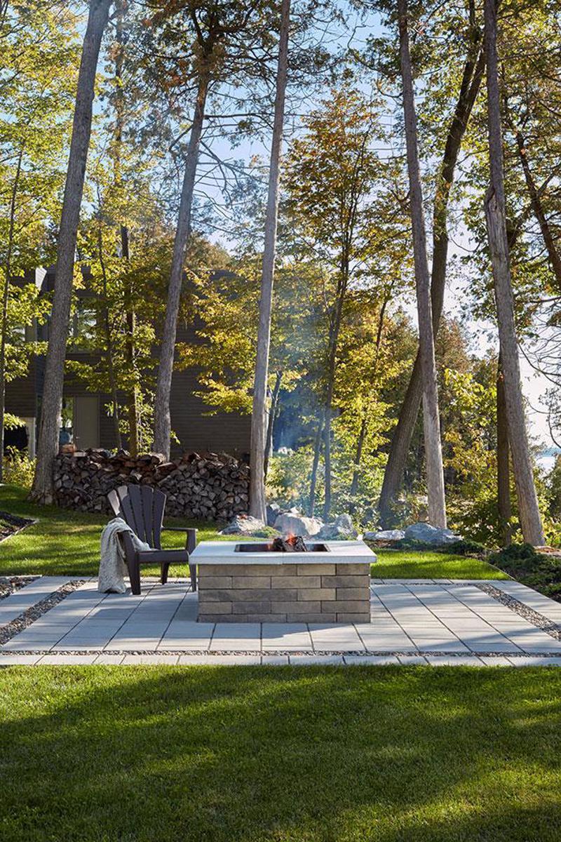Techo-Bloc Brandon Fire Pit